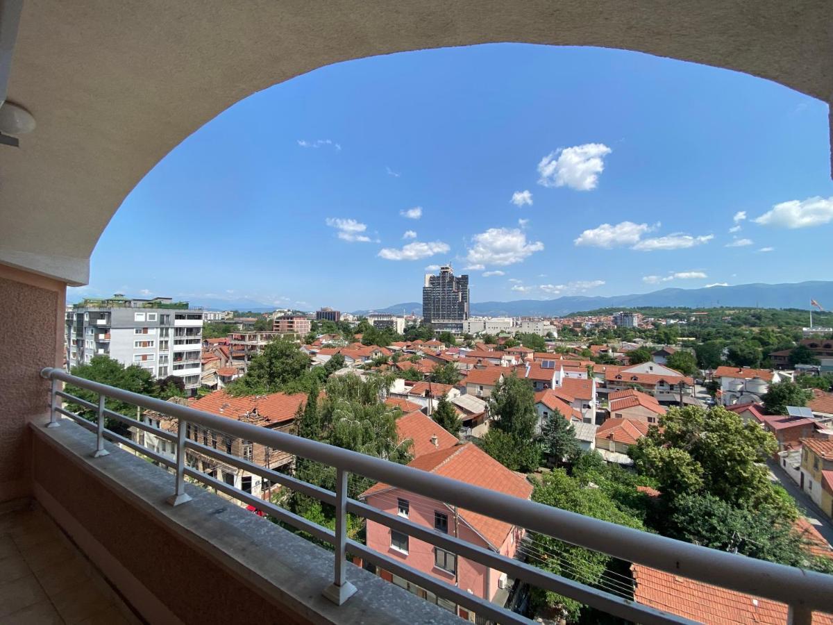 S Apartment Skopje Bagian luar foto