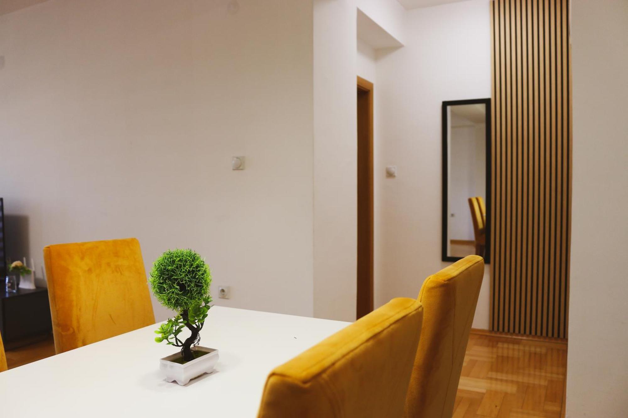 S Apartment Skopje Bagian luar foto